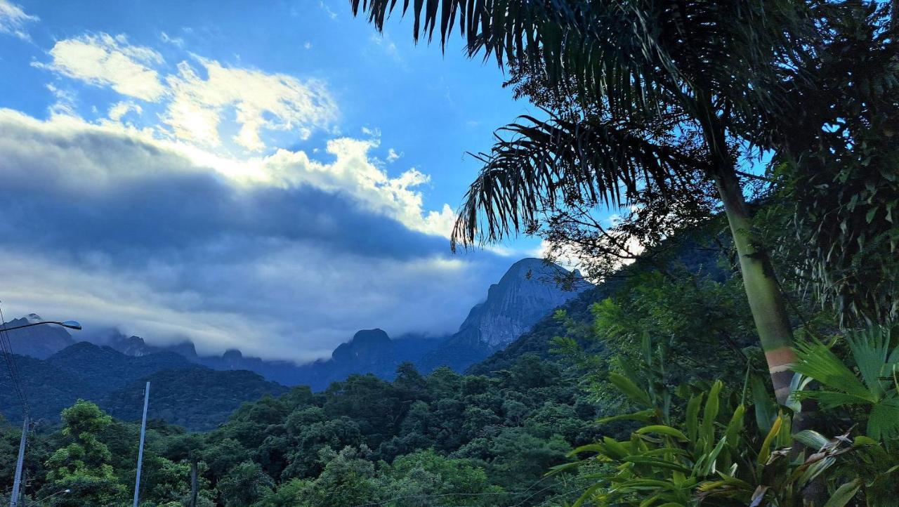 Paradisiaco, Piscina E Churrasqueira Em グアピミリム エクステリア 写真